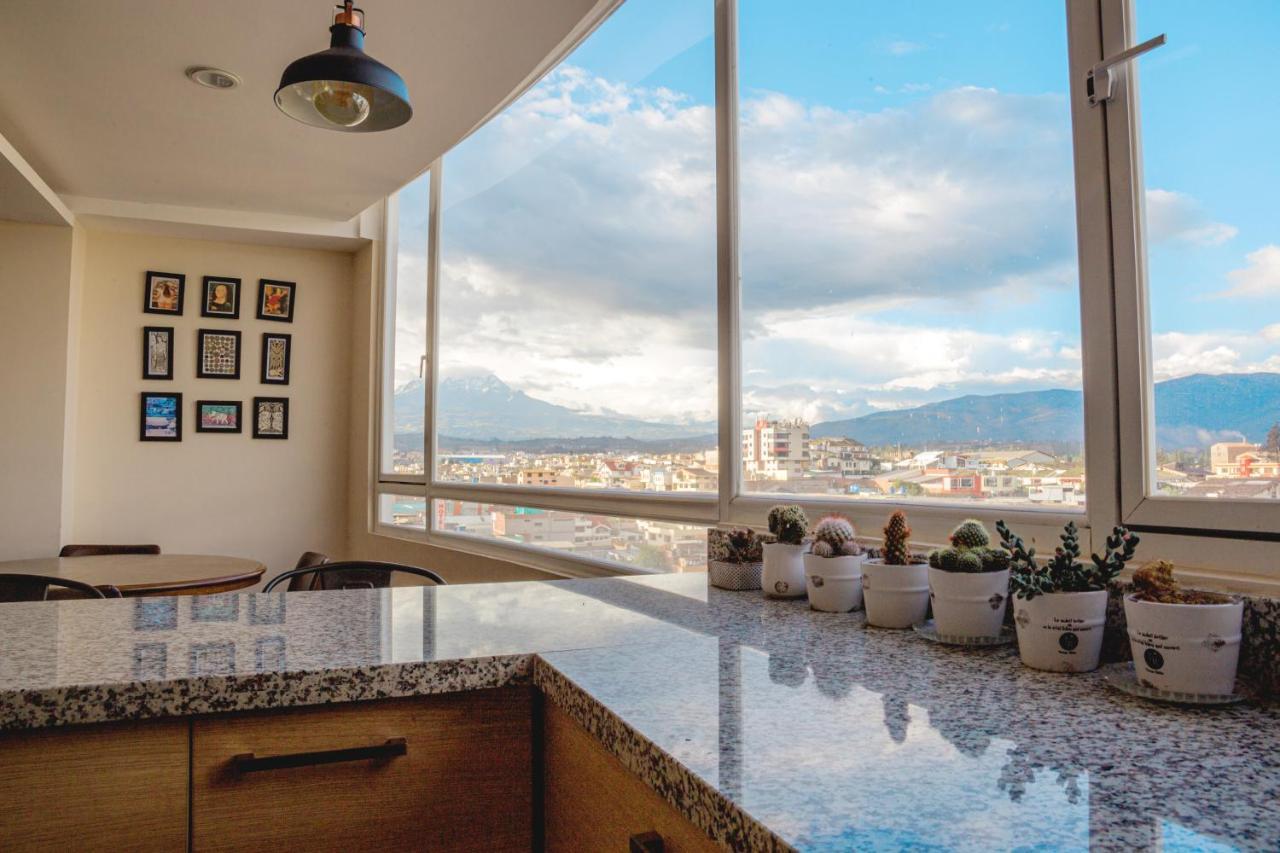 Ferienwohnung Wanderlot - Departamento Leganza - Penthouse Lujoso Riobamba Exterior foto