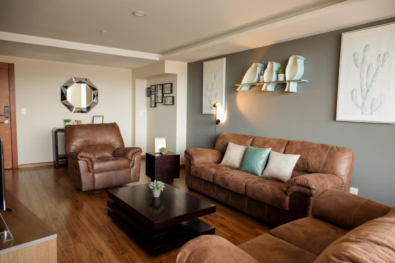 Ferienwohnung Wanderlot - Departamento Leganza - Penthouse Lujoso Riobamba Exterior foto